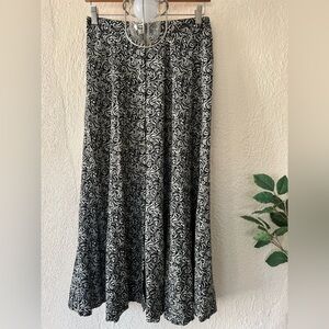 Vintage 90s Bobbie Brooks Black & White Swirl Boho Grunge CottageCore Maxi Skirt